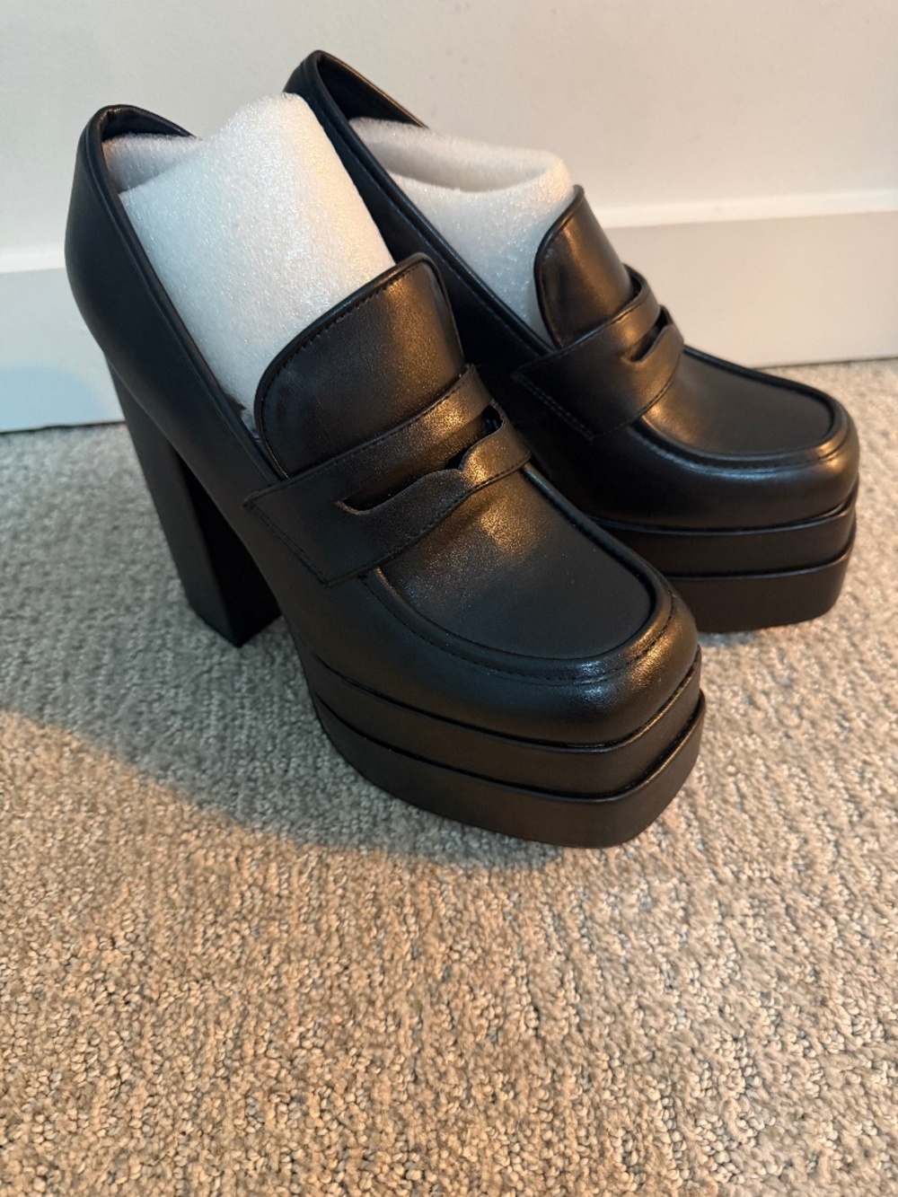 Black Platform Loafer Pumps